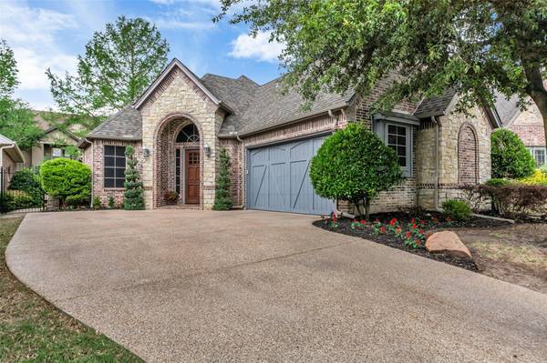 204 Versailles Lane, Keller, TX 76248