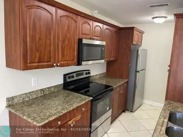 Fort Lauderdale, FL 33317,4156 SW 24th St