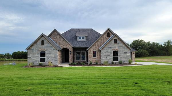 2013 Antler Loop, Poolville, TX 76487