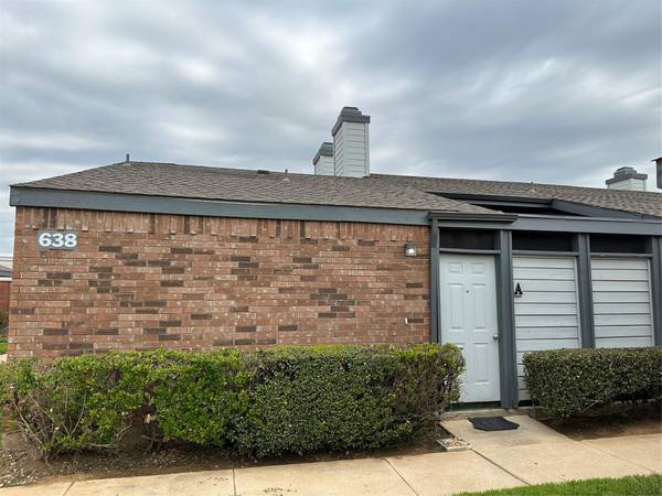 638 Bellaire Drive #A, Hurst, TX 76053