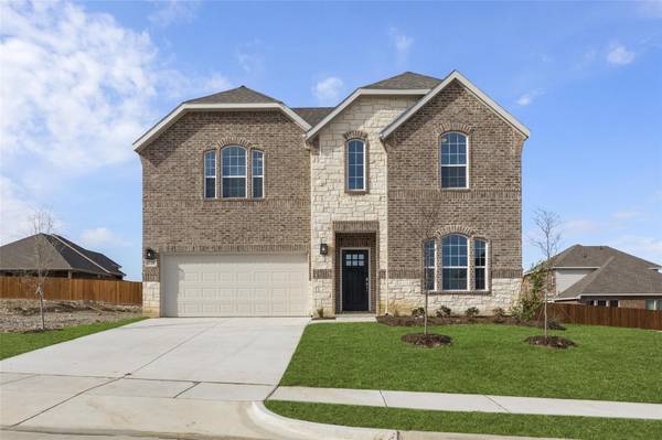 511 Hillcrest Circle, Justin, TX 76247