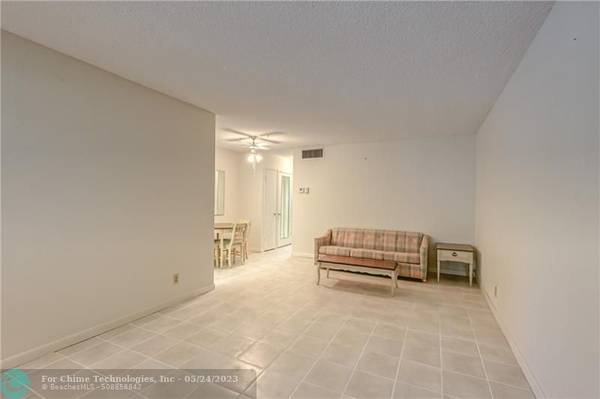 Fort Lauderdale, FL 33308,2110 NE 39th St  #4A