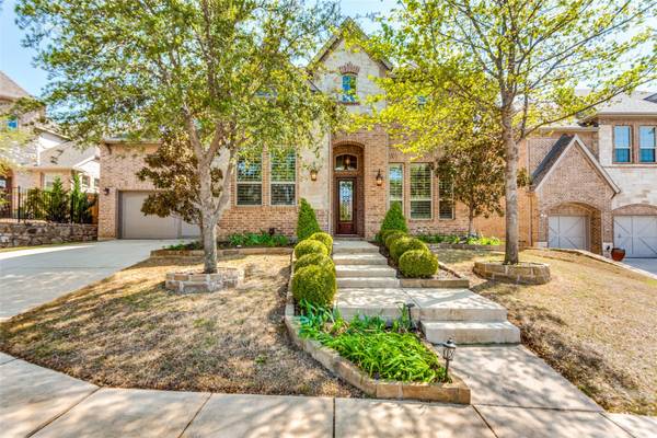 1085 Lavon Drive, Grapevine, TX 76051