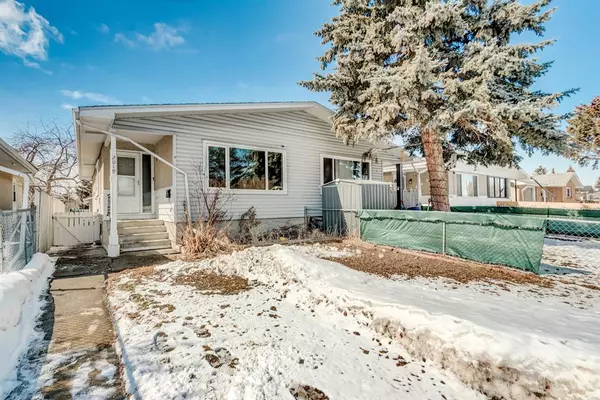 Calgary, AB T2B 1H2,2019 43 ST SE