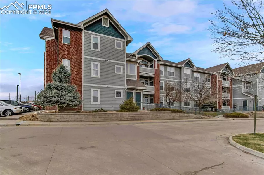 14221 E 1st DR #108, Aurora, CO 80011