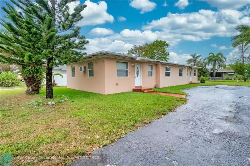 245 NE 1st Ter, Dania Beach, FL 33004