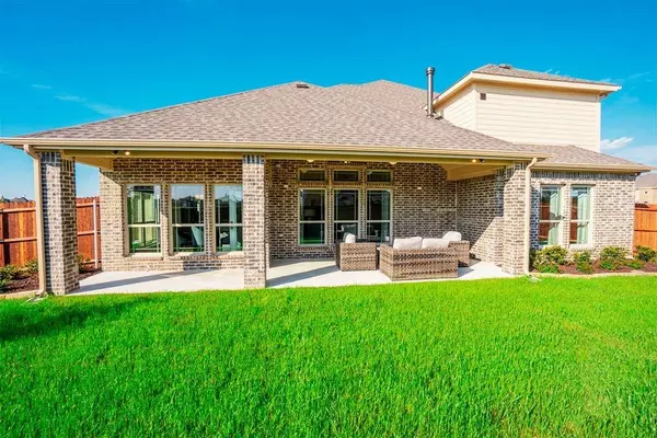 Waxahachie, TX 75165,283 Prairie Lane