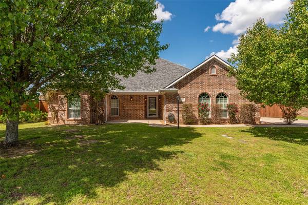 160 Chrissa Drive, Pottsboro, TX 75076