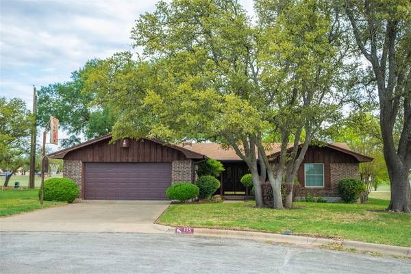 105 Bonnie Place, Brownwood, TX 76801