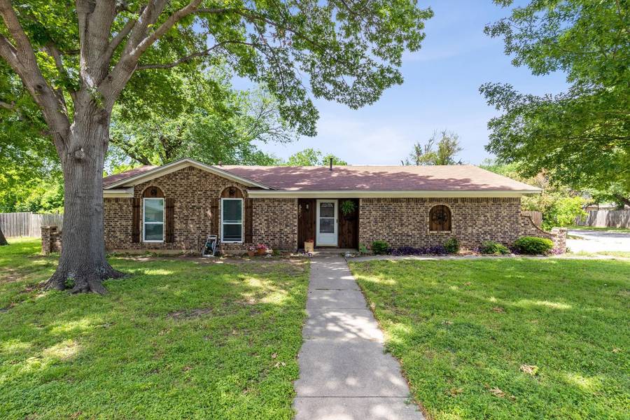 4325 Keeter Drive, North Richland Hills, TX 76180