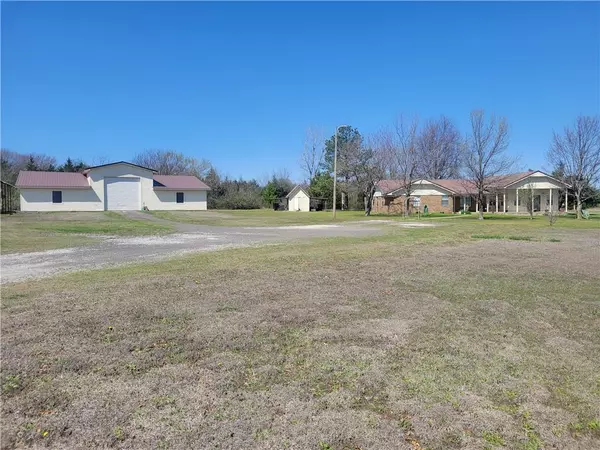 32629 Airline Road, Pauls Valley, OK 73075