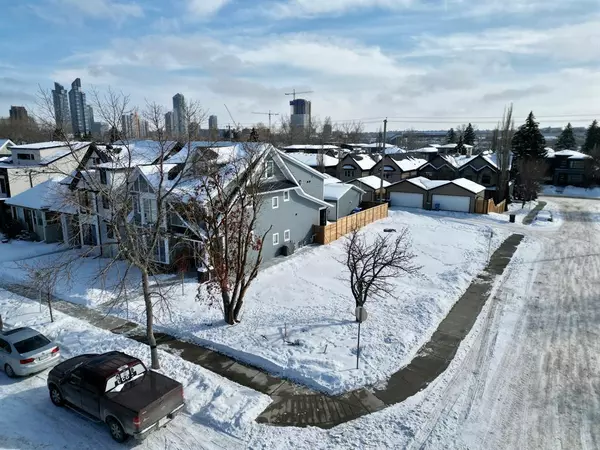 Calgary, AB T2N 3K5,48 18 ST NW