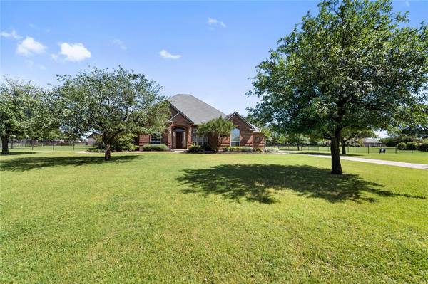 11417 Brook Green Lane, Haslet, TX 76052