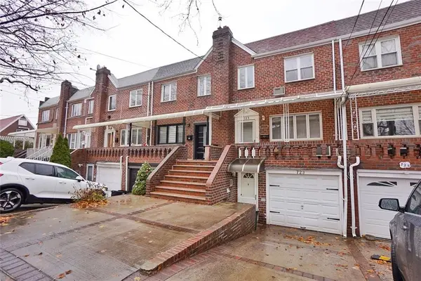 723 Desmond CT, Brooklyn, NY 11235