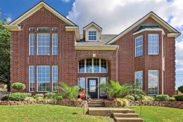 911 Kingwood Circle, Highland Village, TX 75077