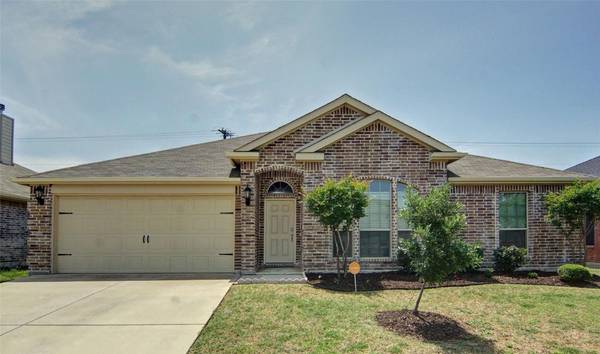 208 Jennie Marie Circle, Ferris, TX 75125