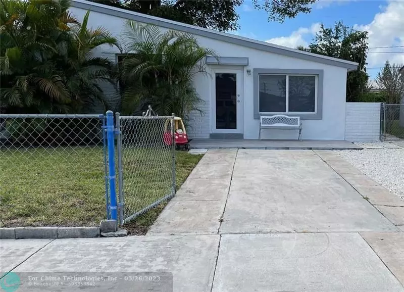 6840 SW 2nd St, Miami, FL 33144