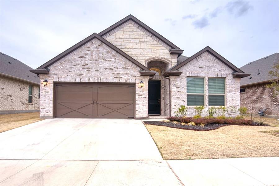 249 Mineral Point Drive, Aledo, TX 76008