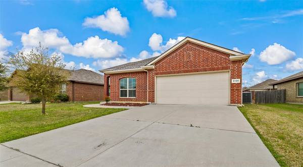 5105 Mountain View Drive, Krum, TX 76249