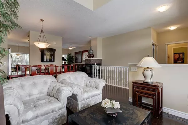 Calgary, AB T2Y 4C5,265 Shannon Estates TER SW