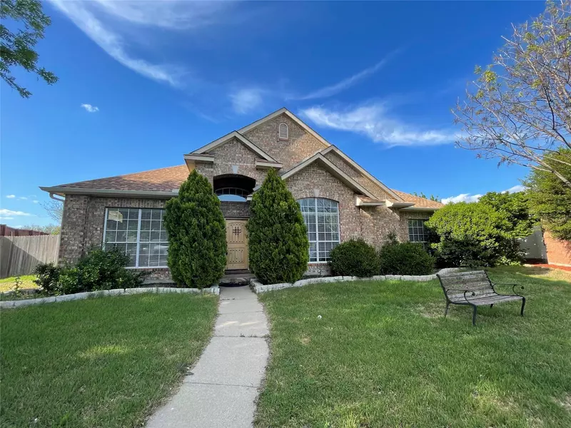 600 Grimsworth Court, Allen, TX 75002