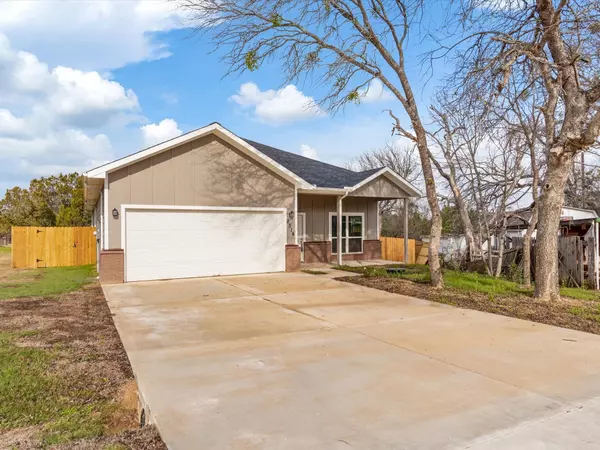 Granbury, TX 76048,2514 Austin Court