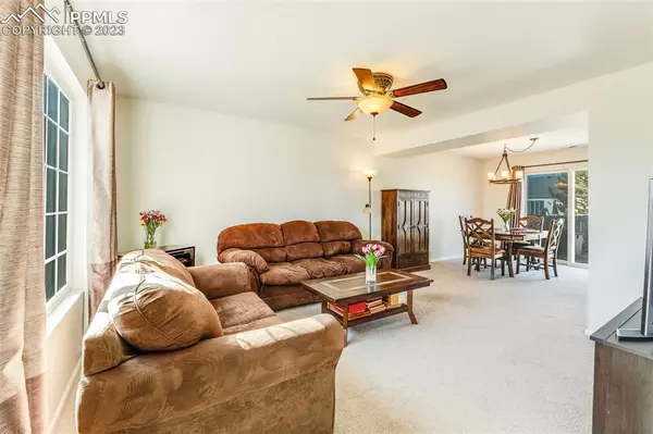 Colorado Springs, CO 80923,6326 Binder DR