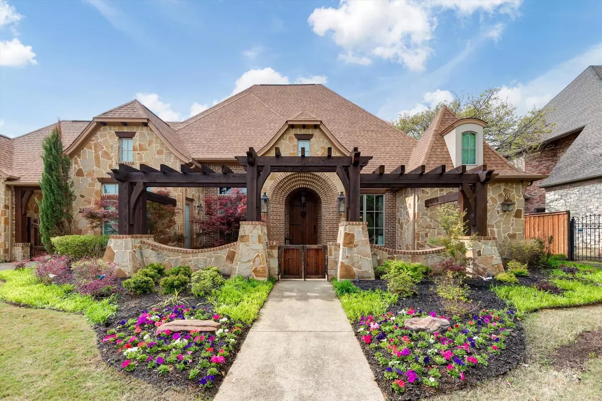 Colleyville, TX 76034,2409 Carlisle Avenue