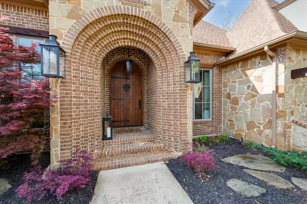 Colleyville, TX 76034,2409 Carlisle Avenue