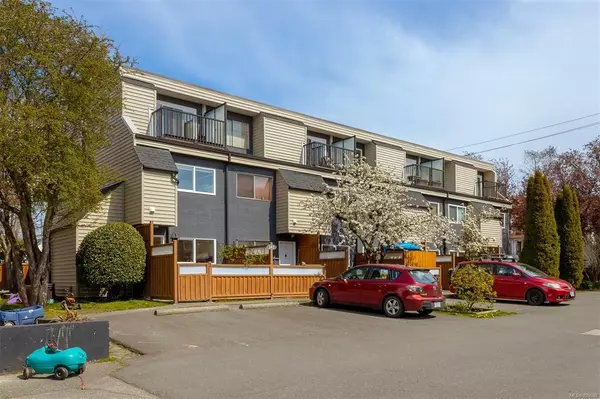 Victoria, BC V8V 1G1,147 Niagara St #1