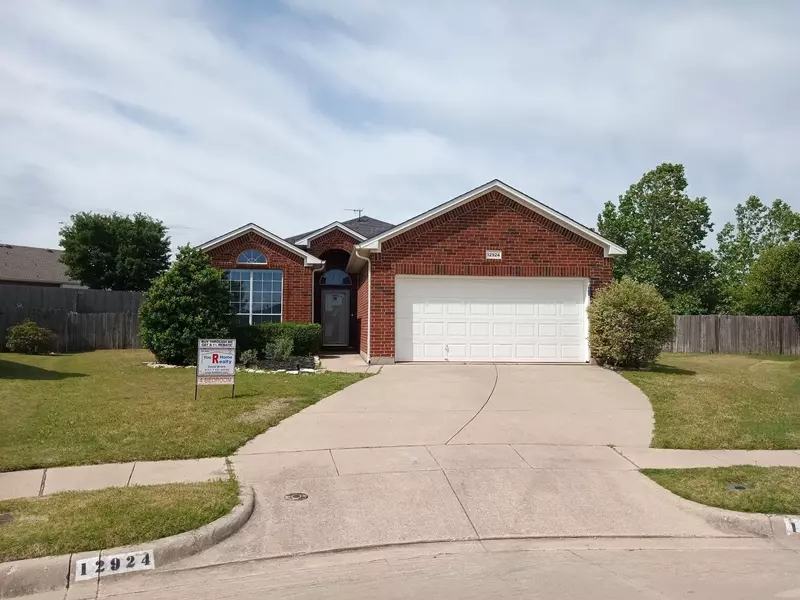 12924 Parkersburg Drive, Fort Worth, TX 76244