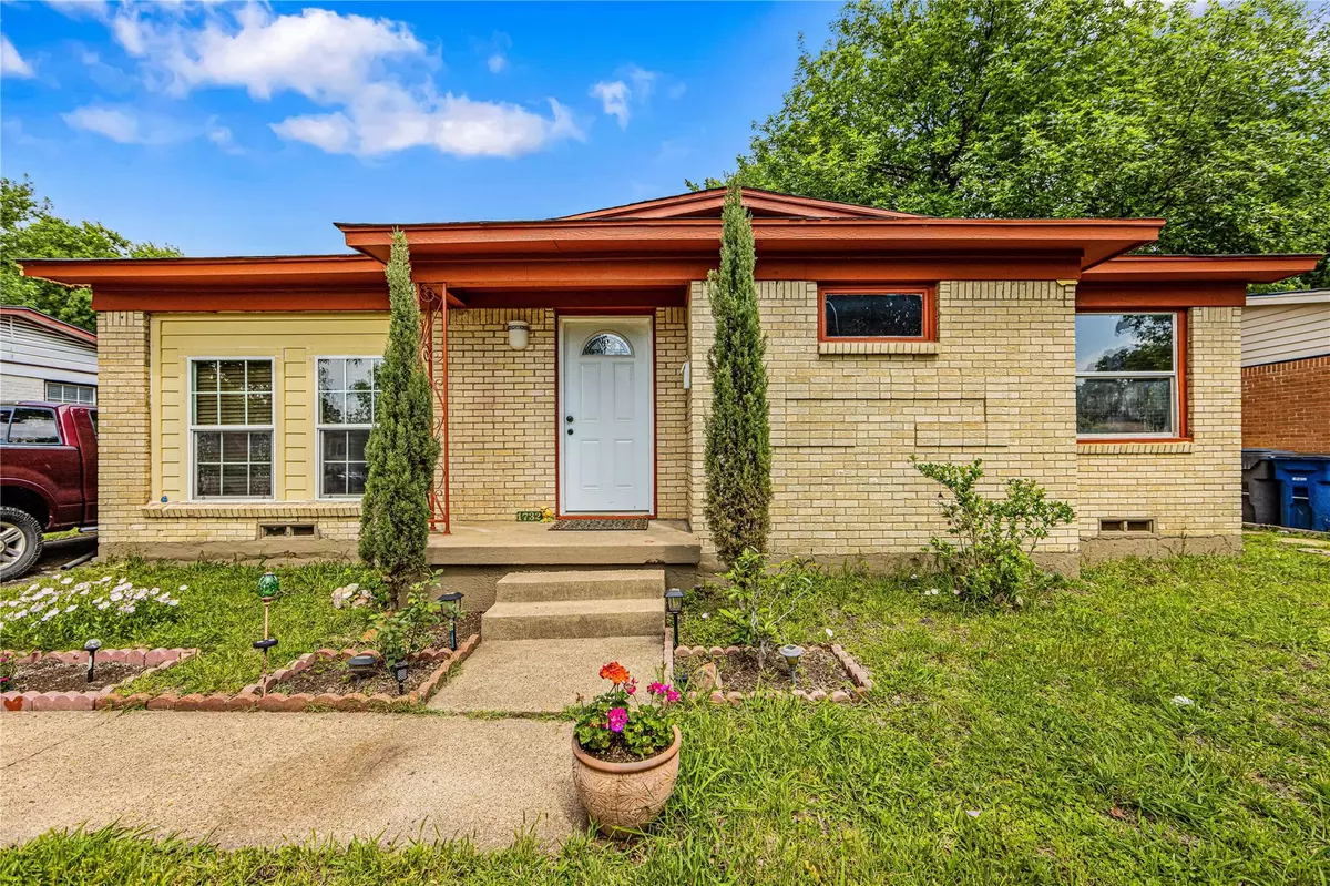 Dallas, TX 75217,1732 Alhambra Street