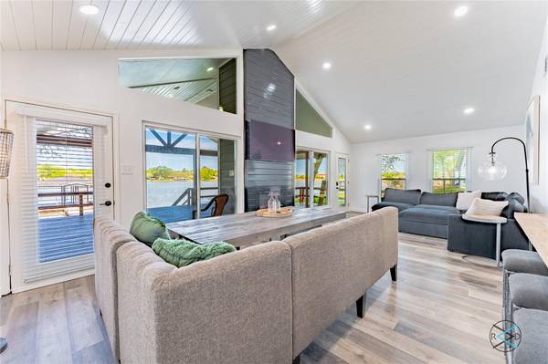 104 Merry Way,  Gun Barrel City,  TX 75156