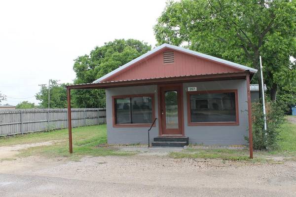 207 N Bosque, Whitney, TX 76692