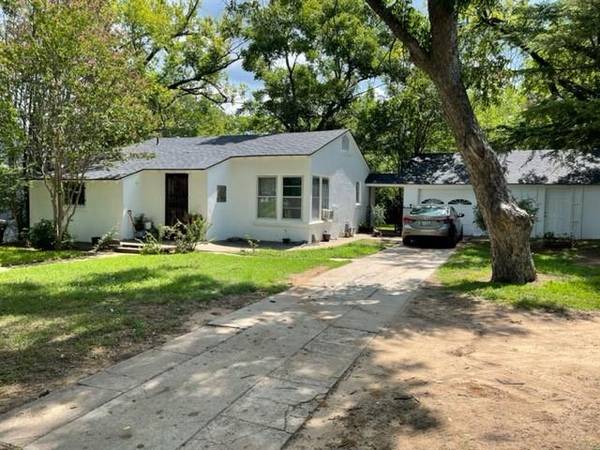 408 E Main Street, Denison, TX 75021