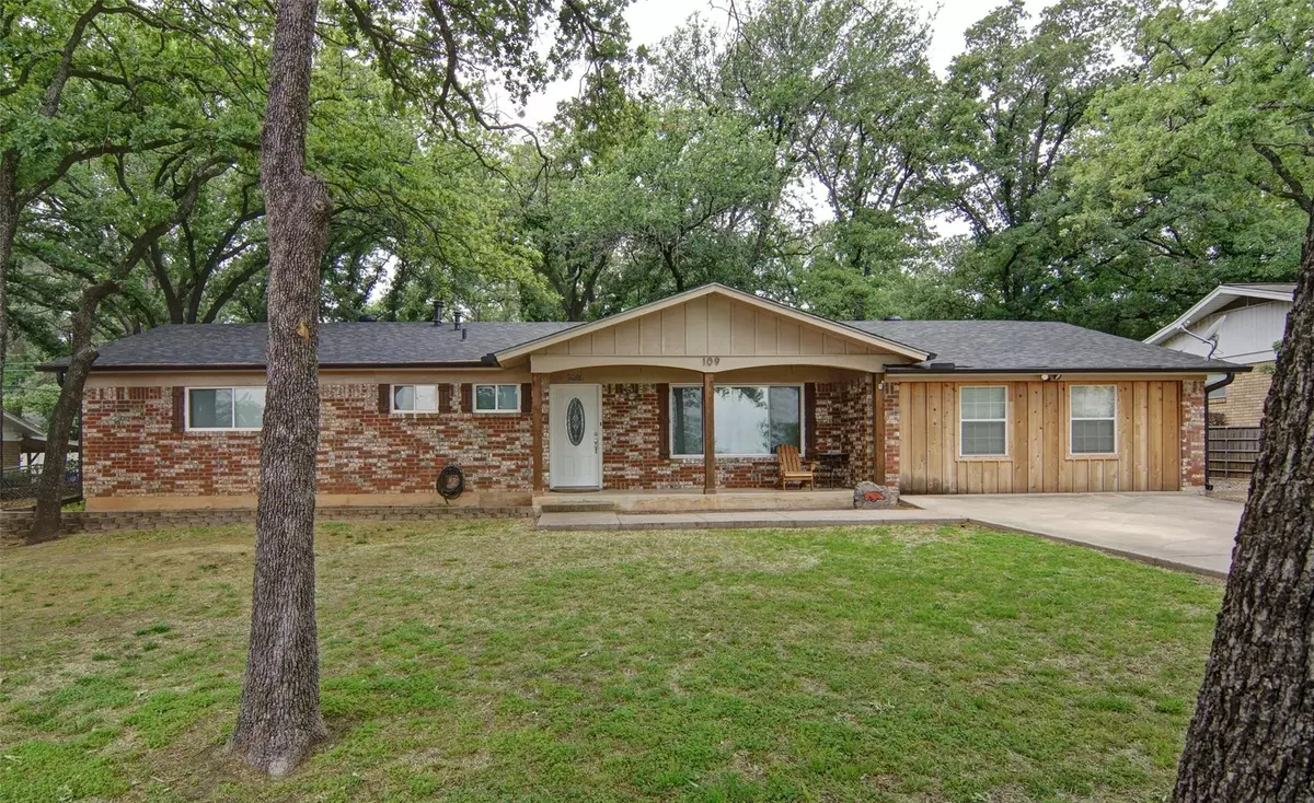 Azle, TX 76020,109 N Ash Avenue