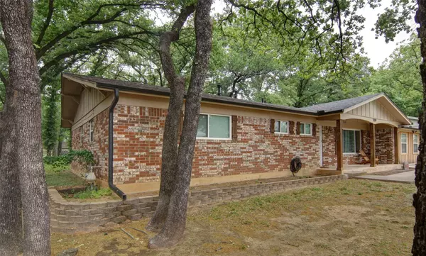 Azle, TX 76020,109 N Ash Avenue