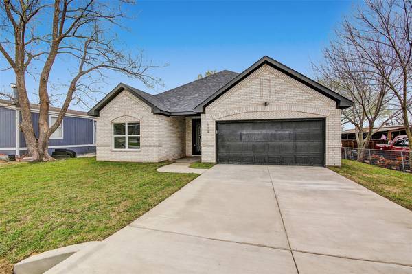 514 Yvonne, Rockwall, TX 75032