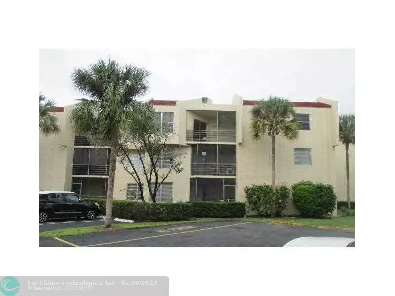 Coral Springs, FL 33065,3100 Riverside Dr  #302