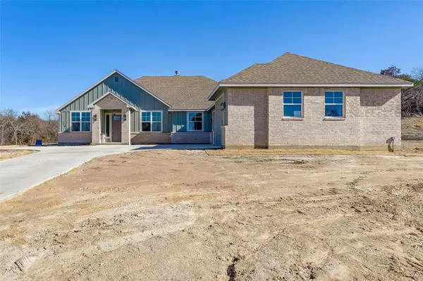 Weatherford, TX 76088,228 Latigo Way