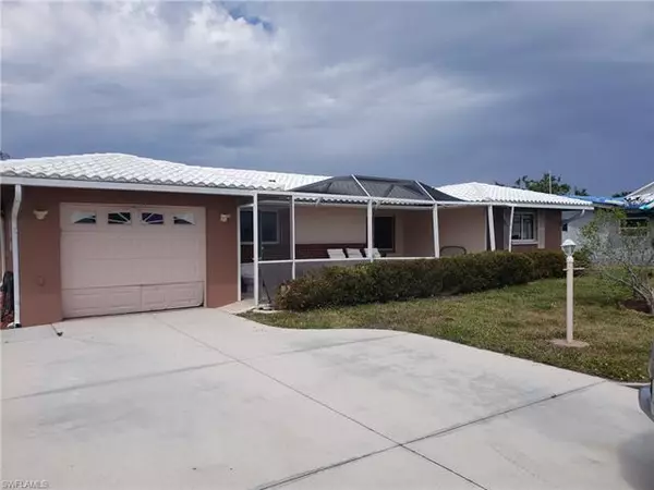 360 E North Shore DR, North Fort Myers, FL 33917