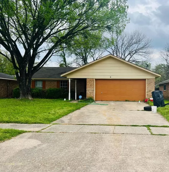 9303 Green Forest, Shreveport, LA 71118