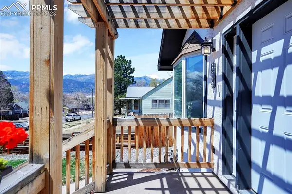 826 E Costilla ST, Colorado Springs, CO 80903