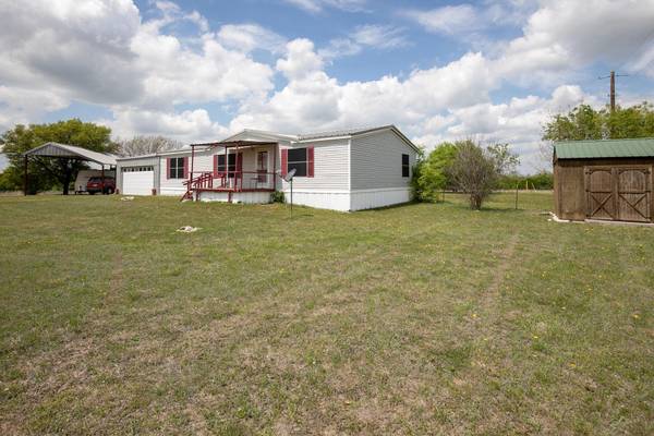 Rhome, TX 76078,225 Lone Trail