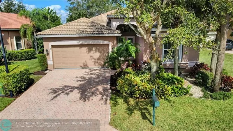 8123 Alberti Dr, Lake Worth, FL 33467