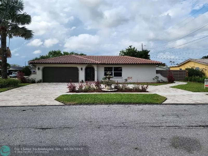 1 Forest Hills Ln, Boca Raton, FL 33431