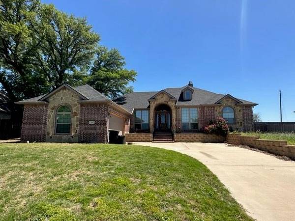 109 Kari Linda Court, Weatherford, TX 76085