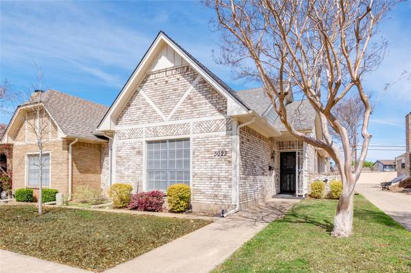 3023 Stonehenge Lane,  Carrollton,  TX 75006