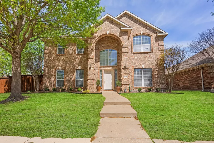 1328 Canterbury Drive, Allen, TX 75013