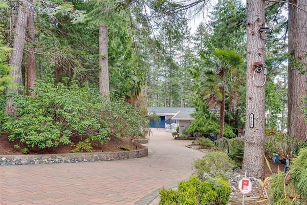 North Saanich, BC V8L 5J1,2290 Kedge Anchor Rd